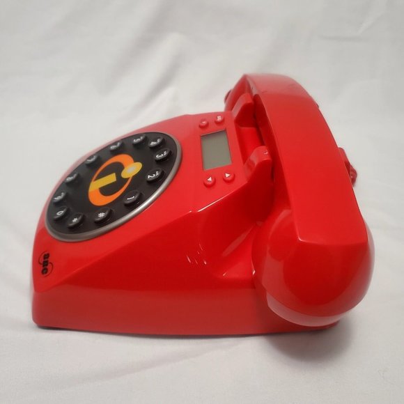New!!! 2004 The Incredibles Disney Pixar SBC Red Collector's Phone! Vintage!!! - Picture 5 of 11